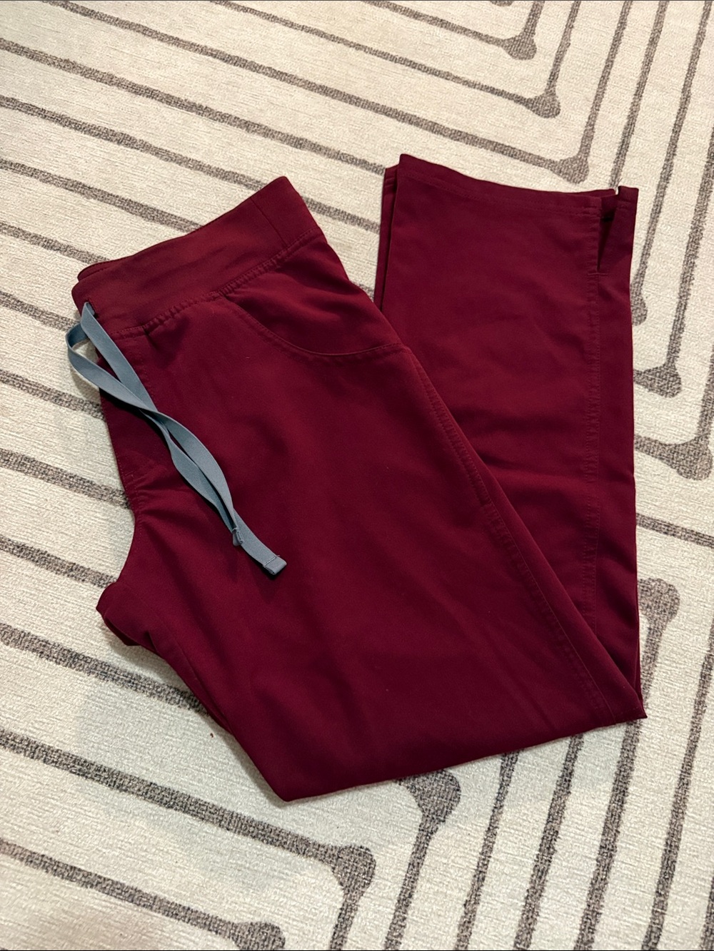 FIGS Kade Scrub Pants in Burgundy